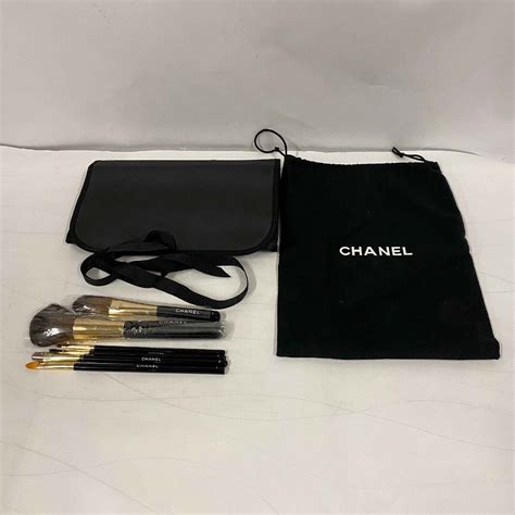 chanel メイク道具